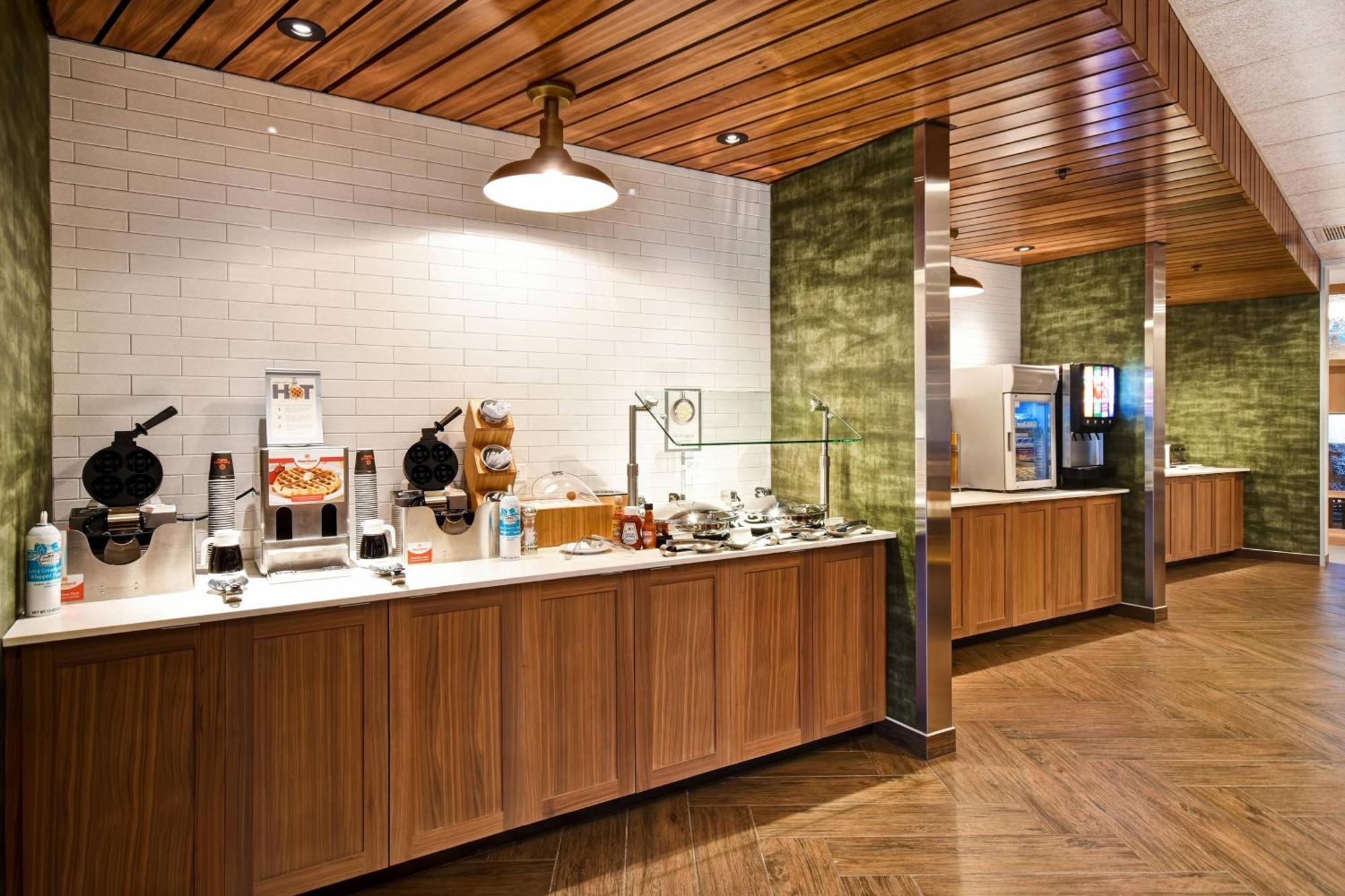Fairfield Inn & Suites By Marriott Plymouth Bagian luar foto