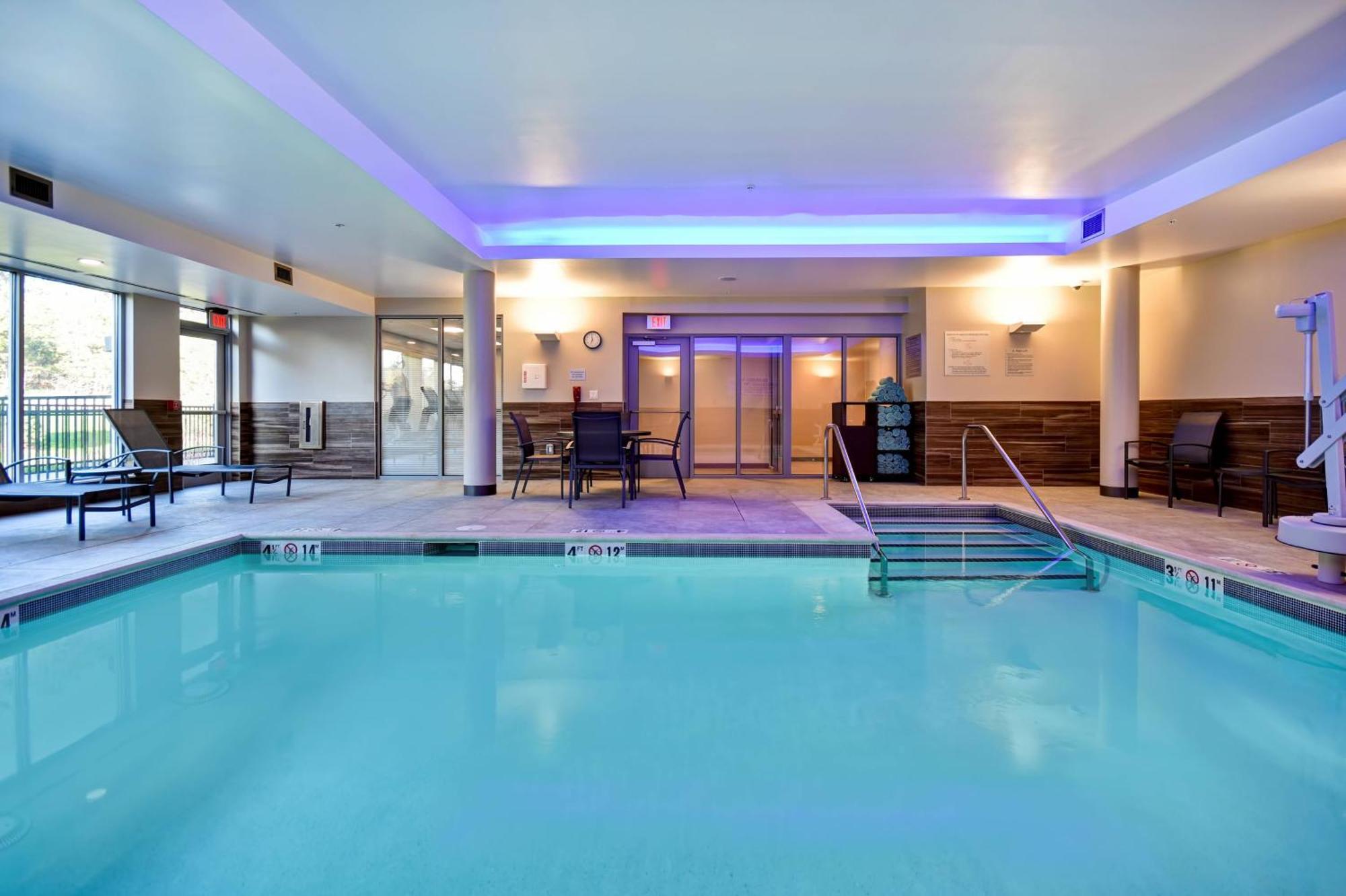 Fairfield Inn & Suites By Marriott Plymouth Bagian luar foto