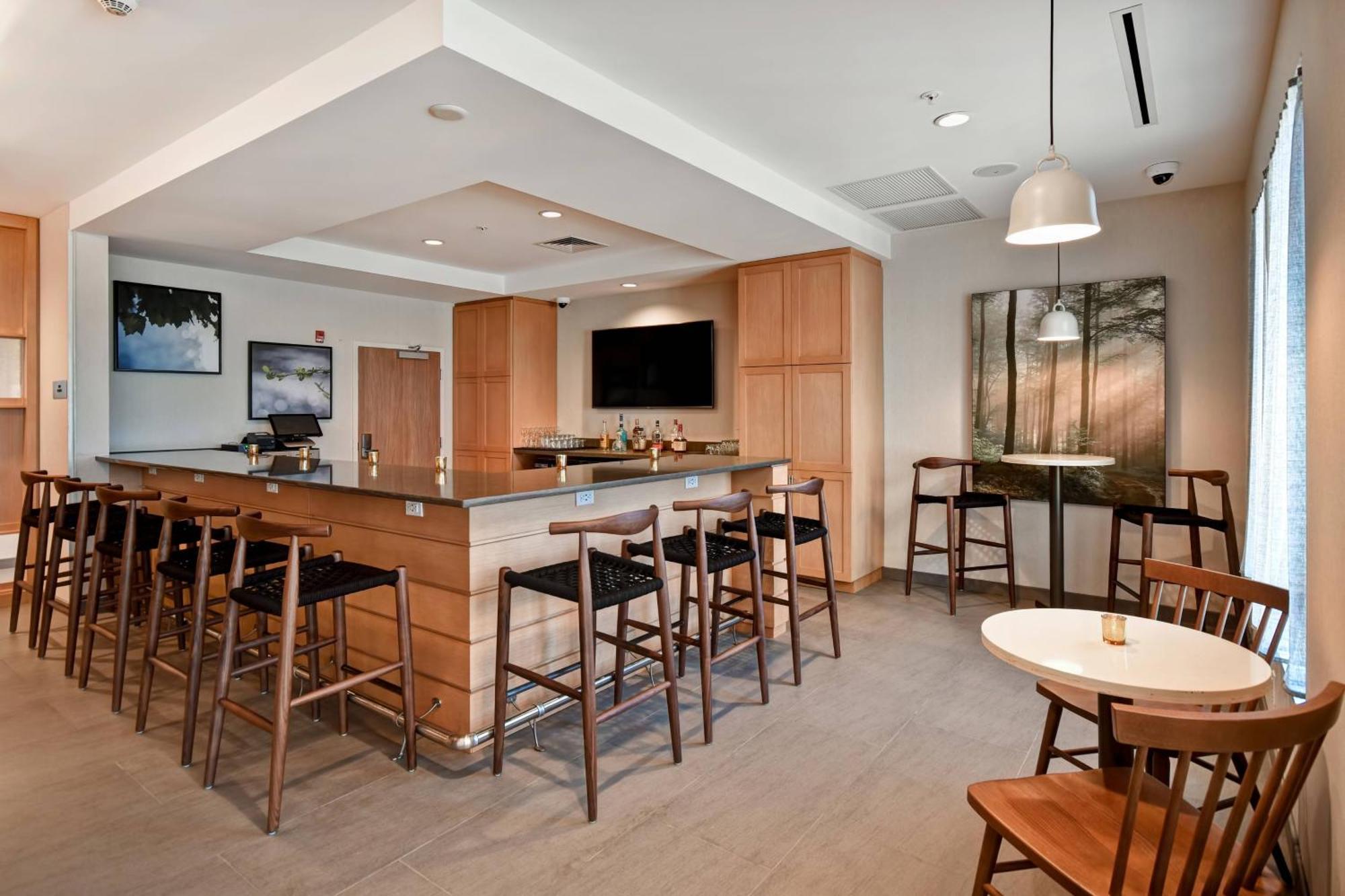 Fairfield Inn & Suites By Marriott Plymouth Bagian luar foto
