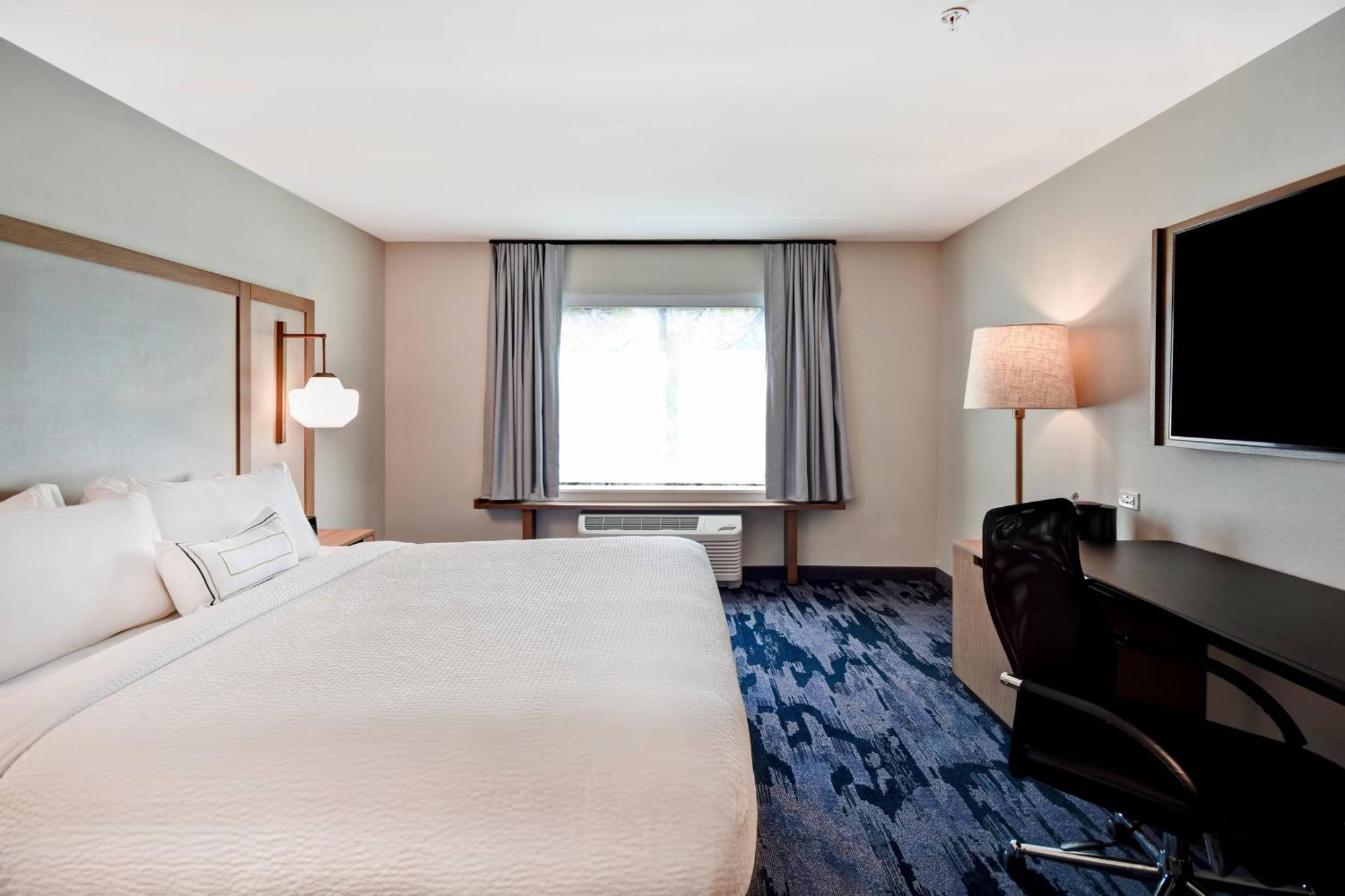 Fairfield Inn & Suites By Marriott Plymouth Bagian luar foto