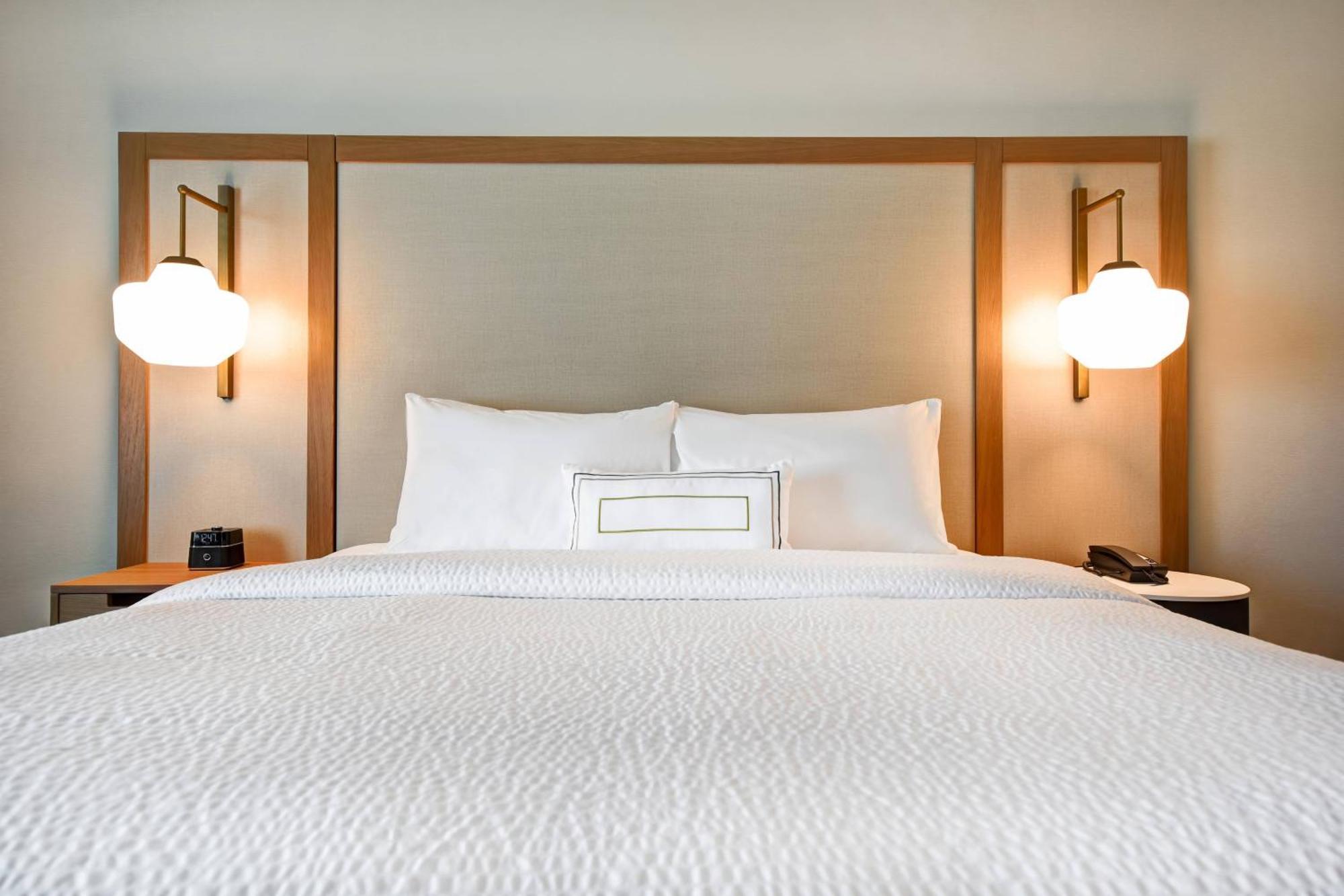 Fairfield Inn & Suites By Marriott Plymouth Bagian luar foto